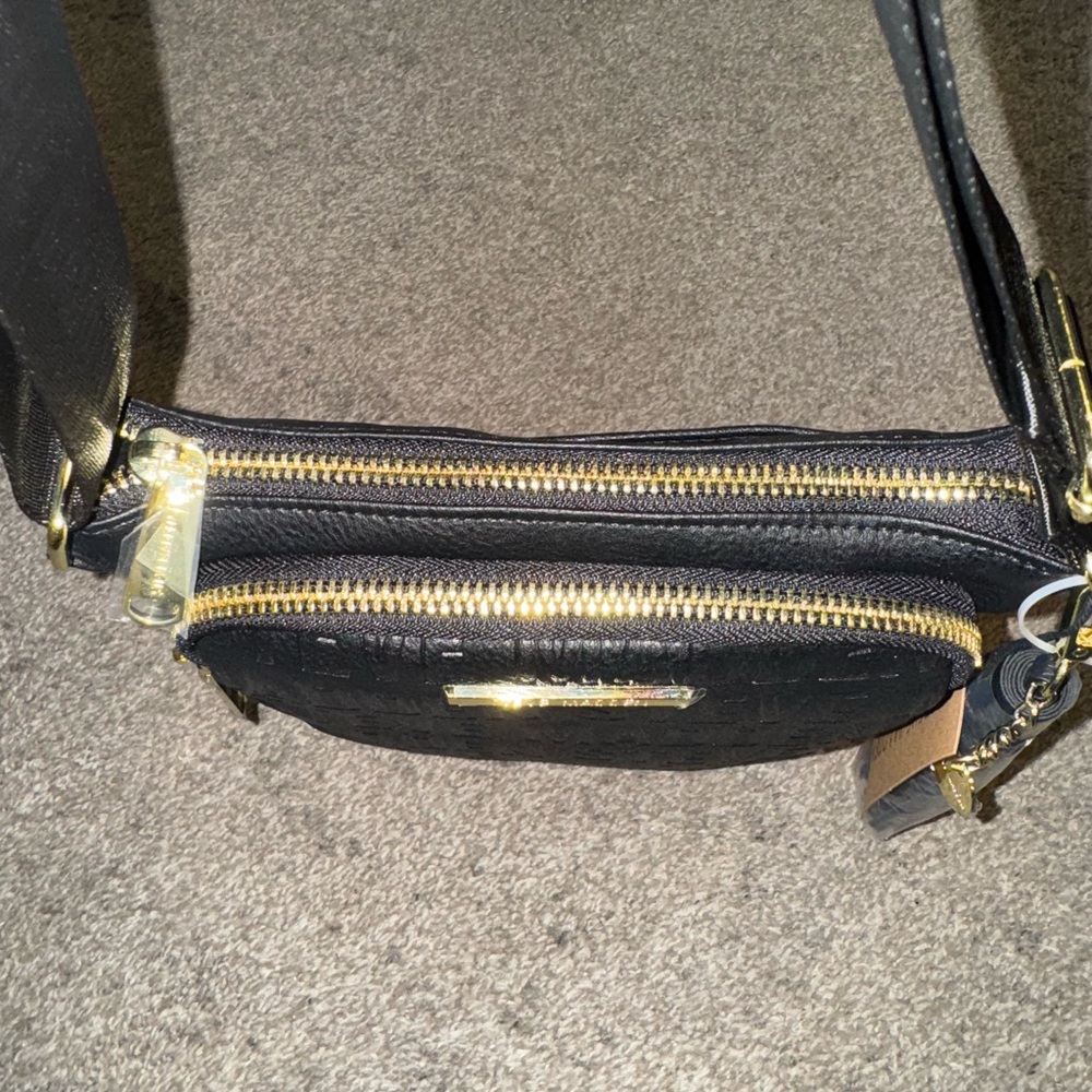 Steve Madden Black and Gold Textured Crossbody Bag - Picture 3 of 8